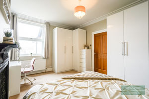 Photo 17- click for photo gallery